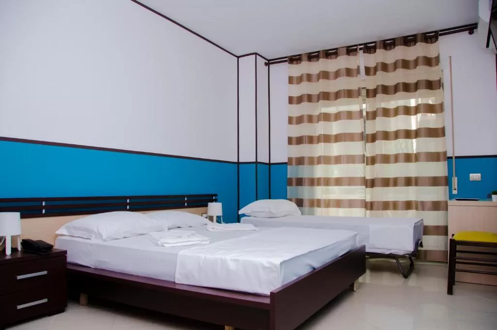 Vala 14 - STD TRPL MV 1.jpg